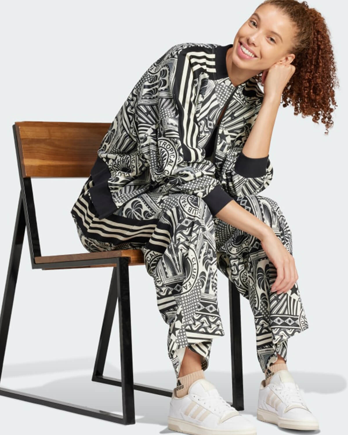 Γυναικείο Jacket Adidas - Farm Tiro φωτογραφία