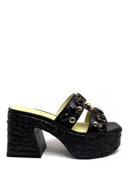 Favela - Dione Heels 