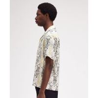 Fred Perry - Abstract Print Revere Shirt   