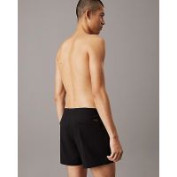 Calvin Klein - Medium Tailored   