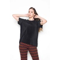 Just Female - Quint Tee