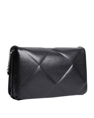 Calvin Klein - Quilt Large Shoulder Bag 