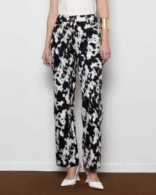 Mallory The label - Buckle up Denim Western With Cow On The Knee  