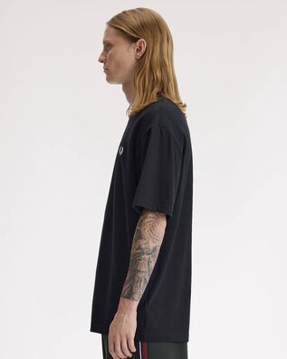 Fred Perry - Textured Laurel Wreath T-Shirt 