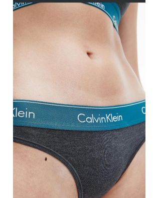 Calvin Klein - 86 Thong    