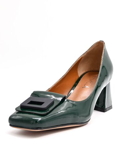 Favela - Troll Heels