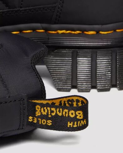 Γυναικεία Μποτάκια Dr Martens - Audrick Chelsea QLTD Rubberised Leather & Warm Quilted