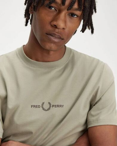 Ανδρική Κοντομάνικη Μπλούζα Fred Perry - Embroidered