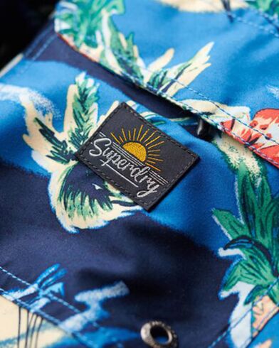 Superdry - D4 Ovin Hawaiian Print 17&quot; Swim Shorts  