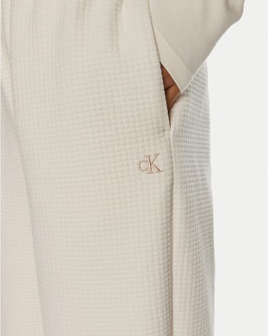 Calvin Klein - Waffle Knit Cuffed Jog Pant   