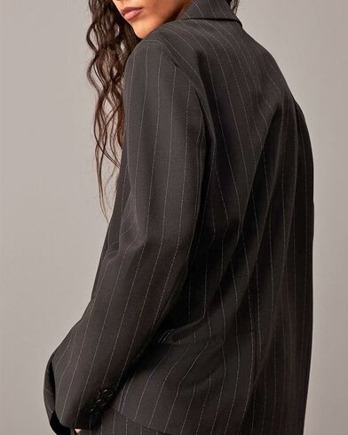 Calvin Klein - Soft Crepe Pinstripe Blazer  