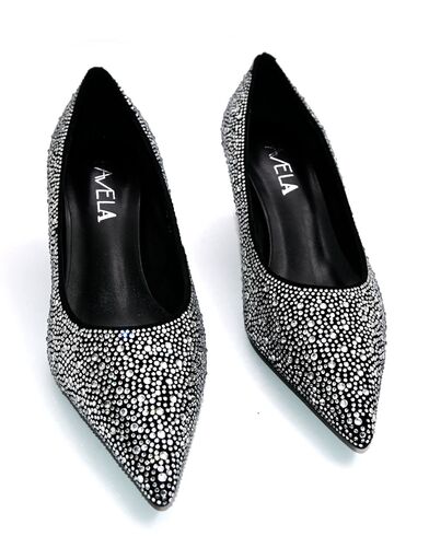 Favela - Darian Heels 