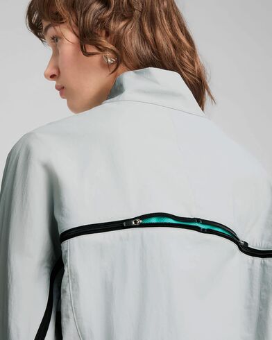 Puma - Dare To Oversized Zip-Off Woven Jacket   