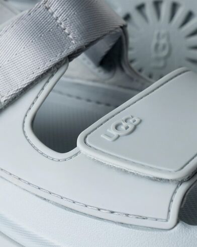 Ugg - GoldenGlow K Sandals 