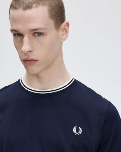 Fred Perry - Twin Tipped T-Shirt        