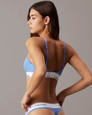 Calvin Klein - Lght Lined Triangle  