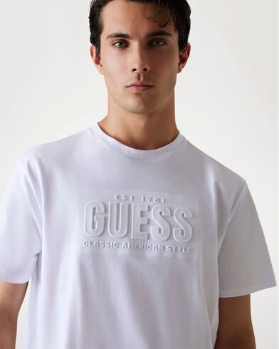 Ανδρική Κοντομάνικη Μπλούζα Guess - Ss Bsc Guess Embossed Logo