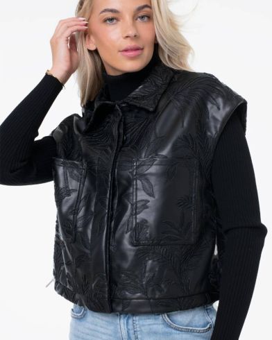 Guess - Chantal Pu Embro Vest