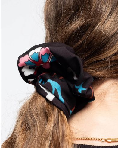 Peace And Chaos - Romancer Scrunchies