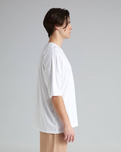 4 Tailors - Legacy T-Shirt 