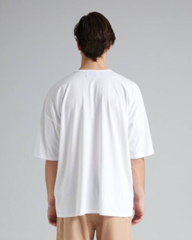 4 Tailors - Legacy T-Shirt 