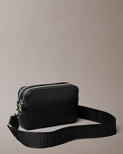 Γυναικεία Τσάντα Calvin Klein - Webbing Double Strap Camera