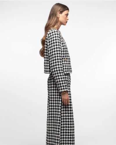 Peace And Chaos - Timeless Crope Blazer 