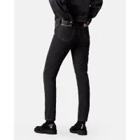 Calvin Klein - Mom Jean   